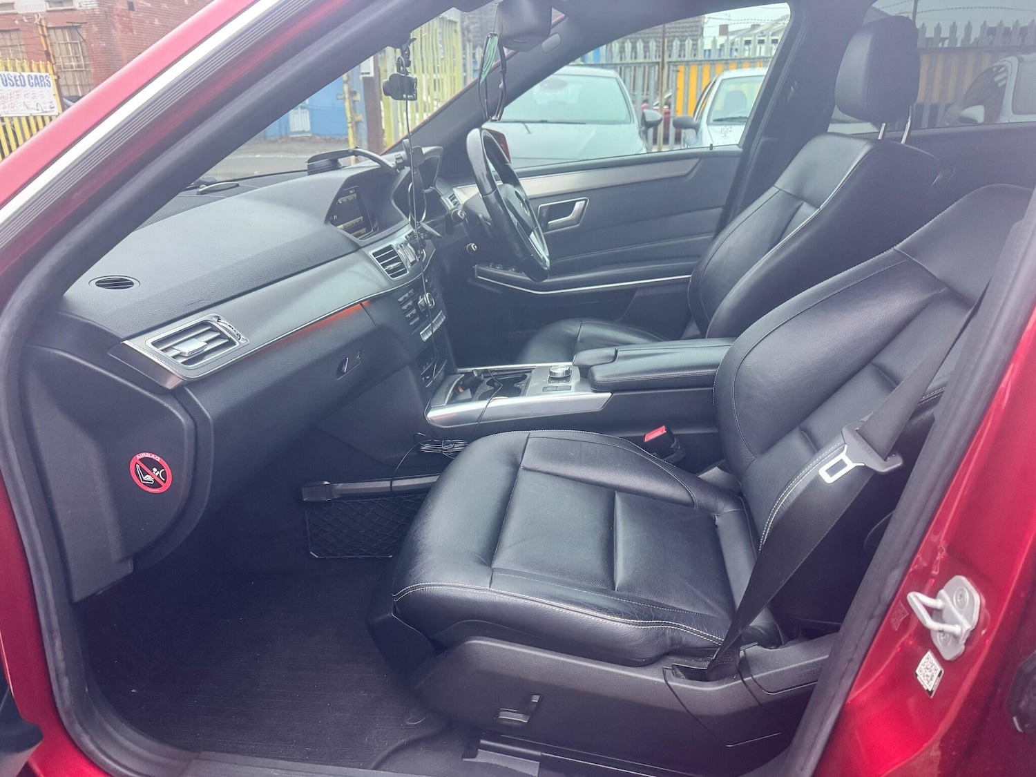 Used Mercedes-Benz E Class 2014 for sale - 77060148: Photo 31