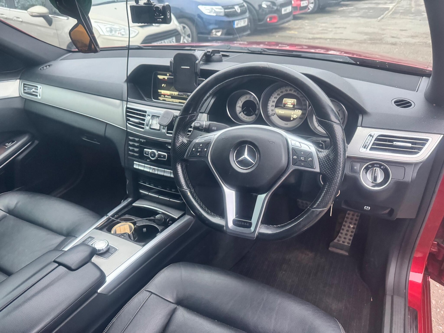 Used Mercedes-Benz E Class 2014 for sale - 77060148: Photo 33