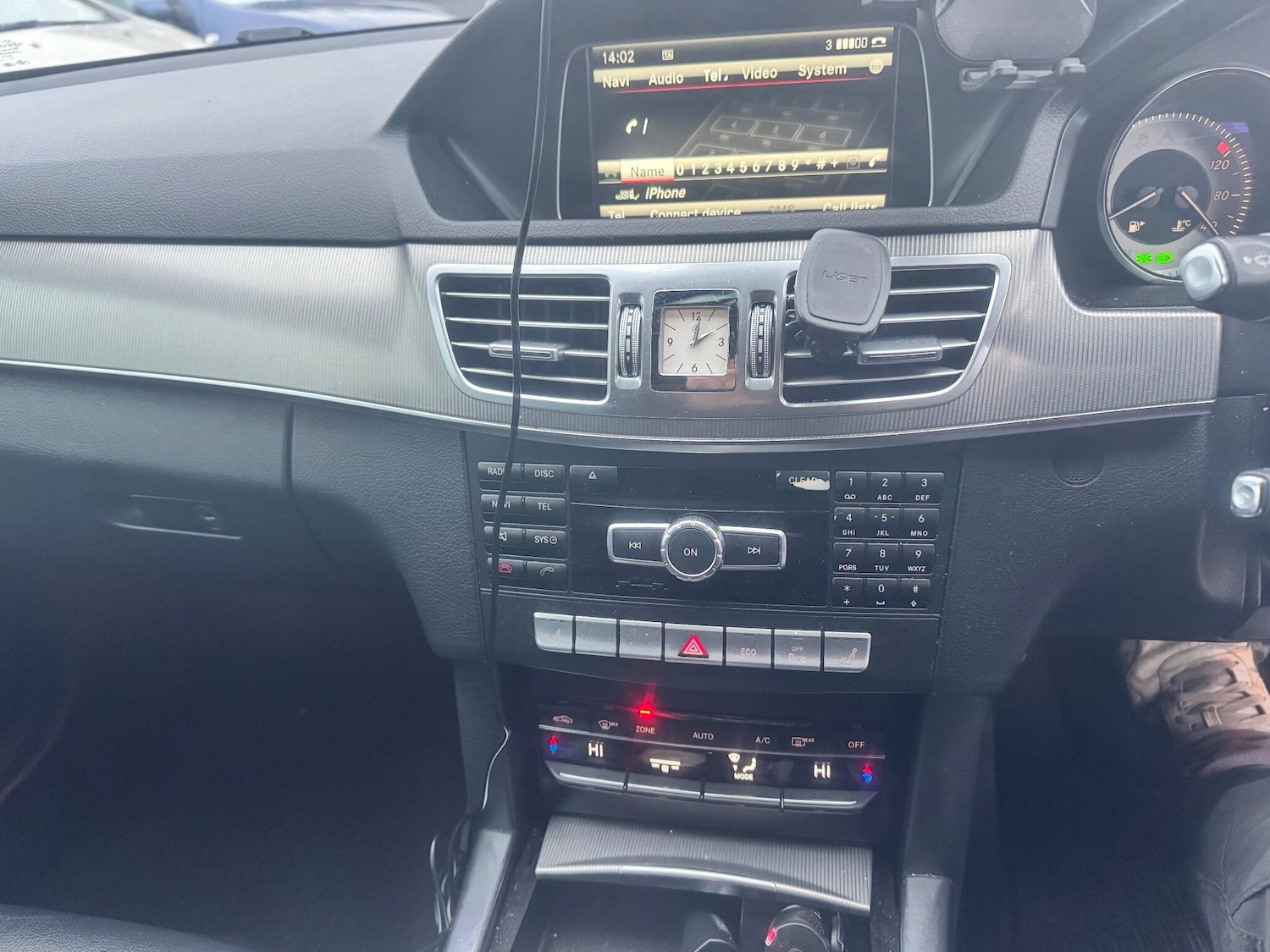 Used Mercedes-Benz E Class 2014 for sale - 77060148: Photo 35