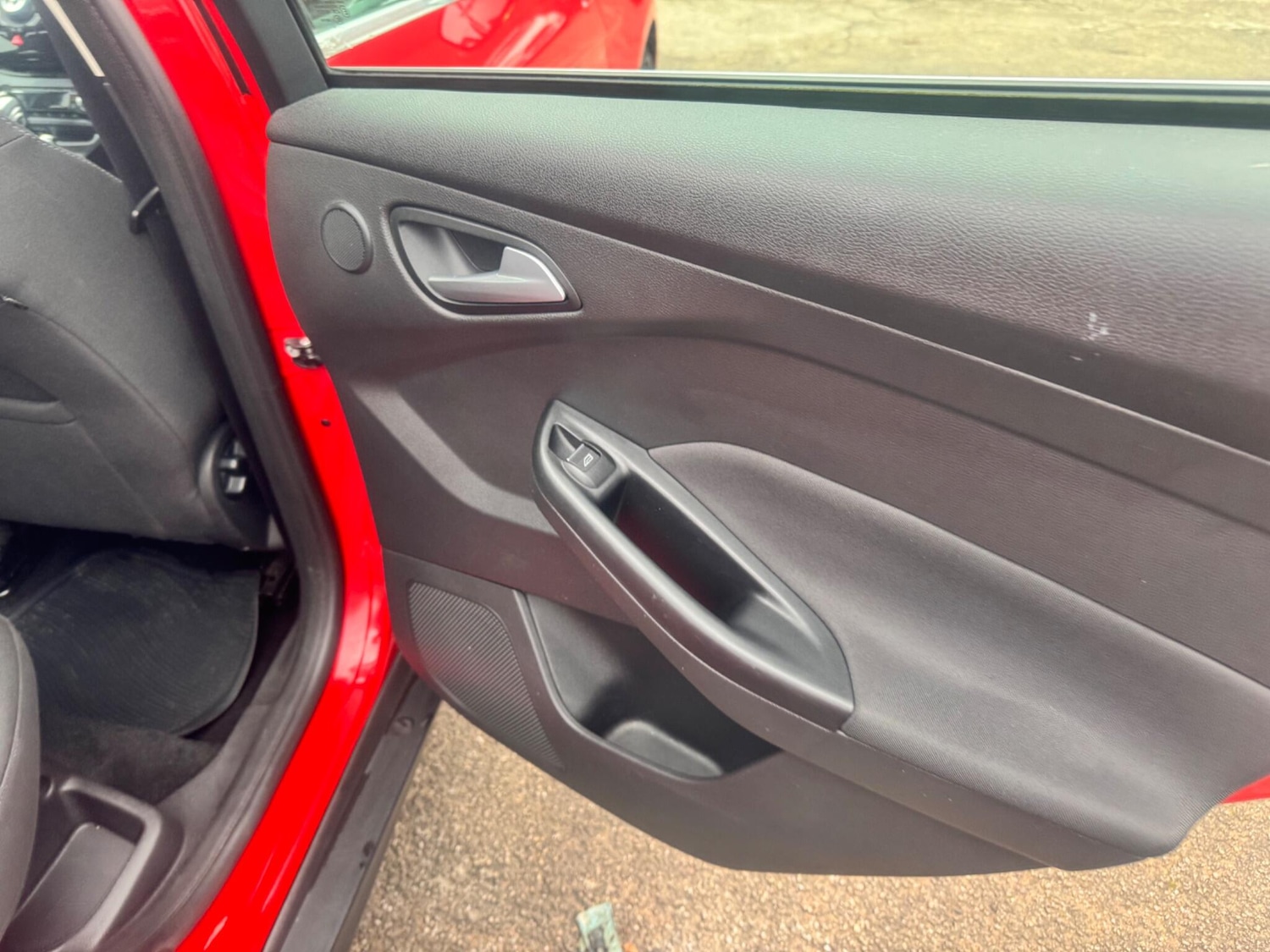 Used Ford Focus for sale - 76527727: Photo 23