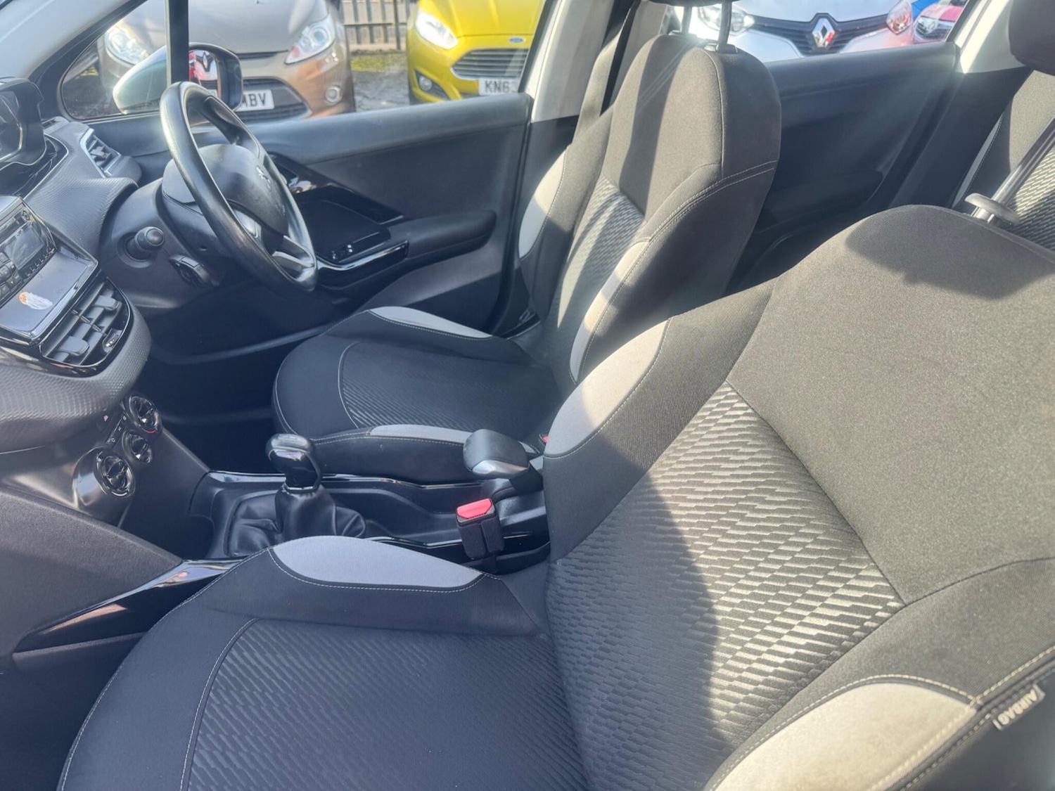 Used Peugeot 2008 2014 for sale - 76572493: Photo 23