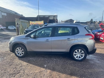 Used Peugeot 2008 2014 for sale - 76572493: Photo