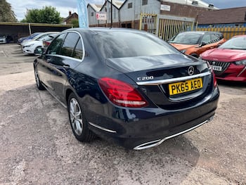 Used Mercedes-Benz C Class 2015 for sale - 79698829: Photo