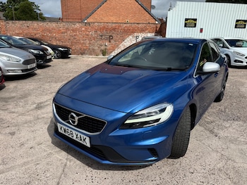 Used Volvo V40 2019 for sale - 79441266: Photo