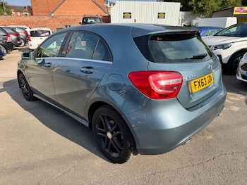 Used Mercedes-Benz A-Class 2013 for sale - 75729719: Photo