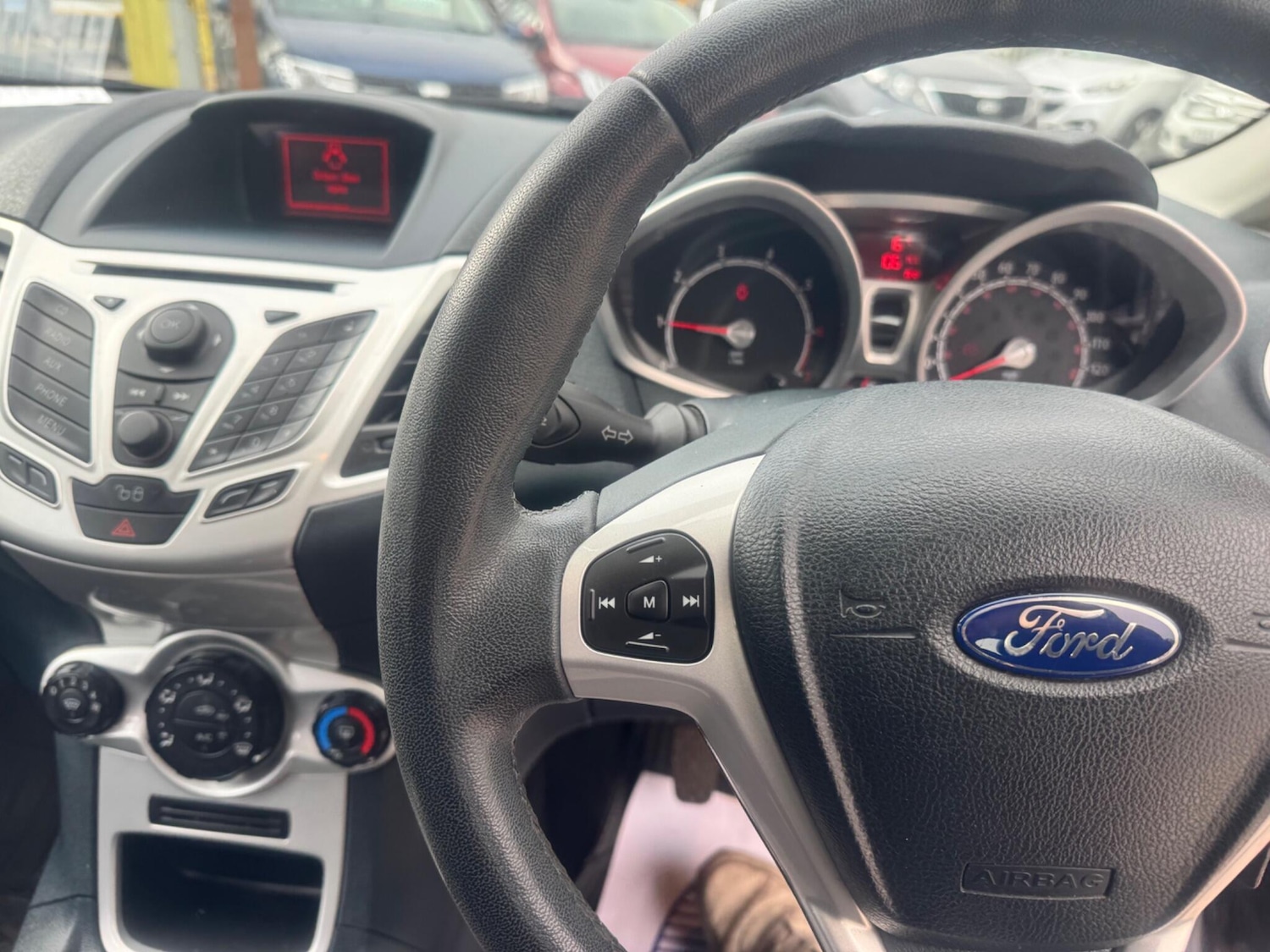 Used Ford Fiesta 2011 for sale - 76371447: Photo 16