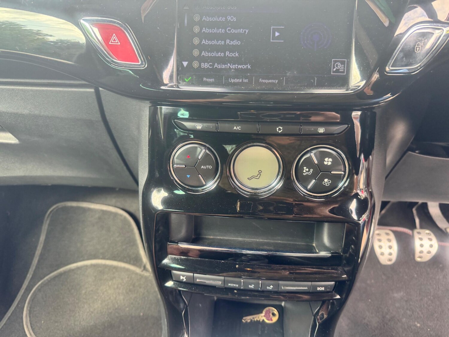 Vehicle 27