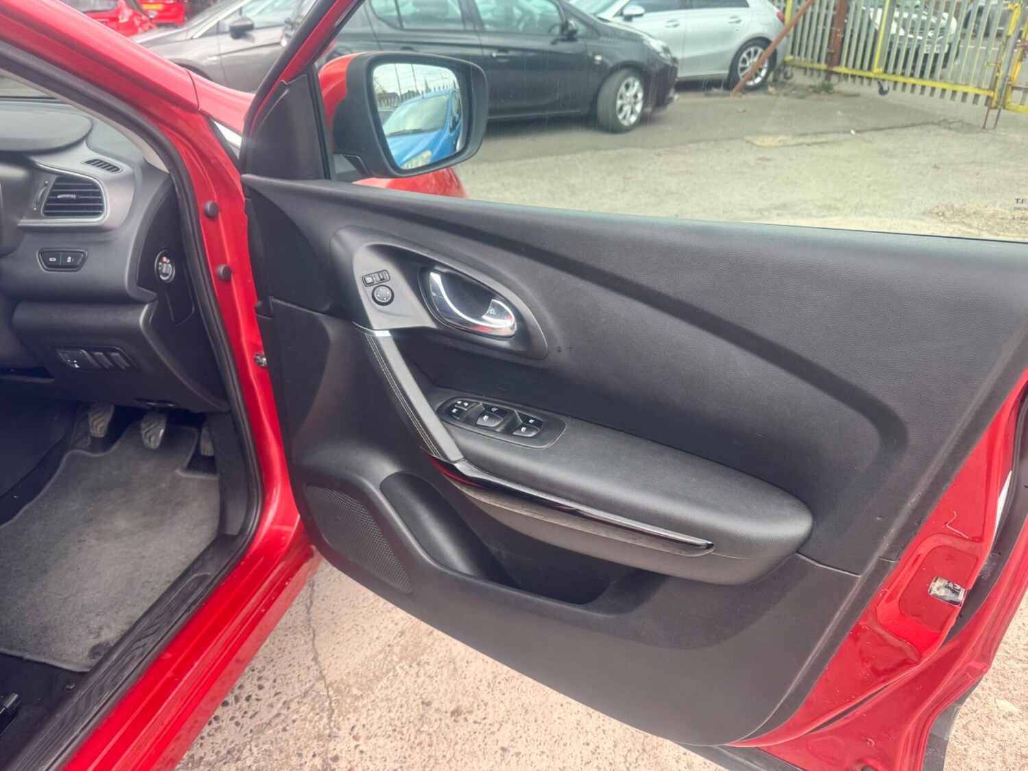 Used Renault Kadjar for sale - 78141554: Photo 28