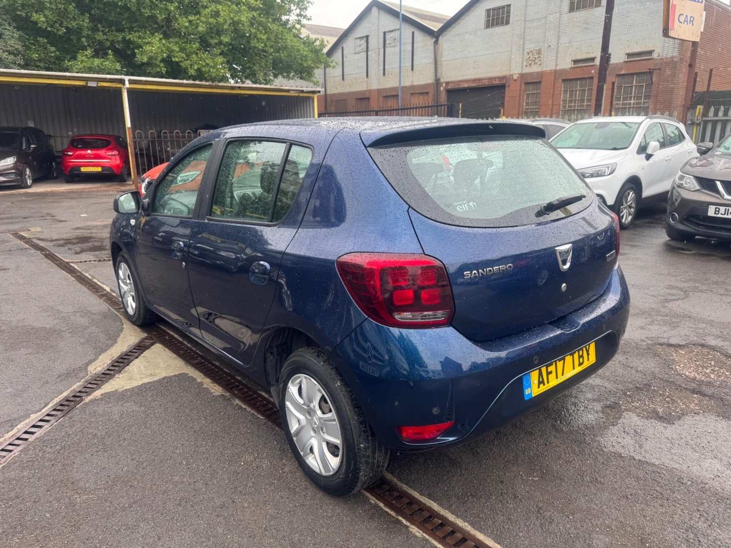 Used Dacia Sandero 2017 for sale - 76988768: Photo 4