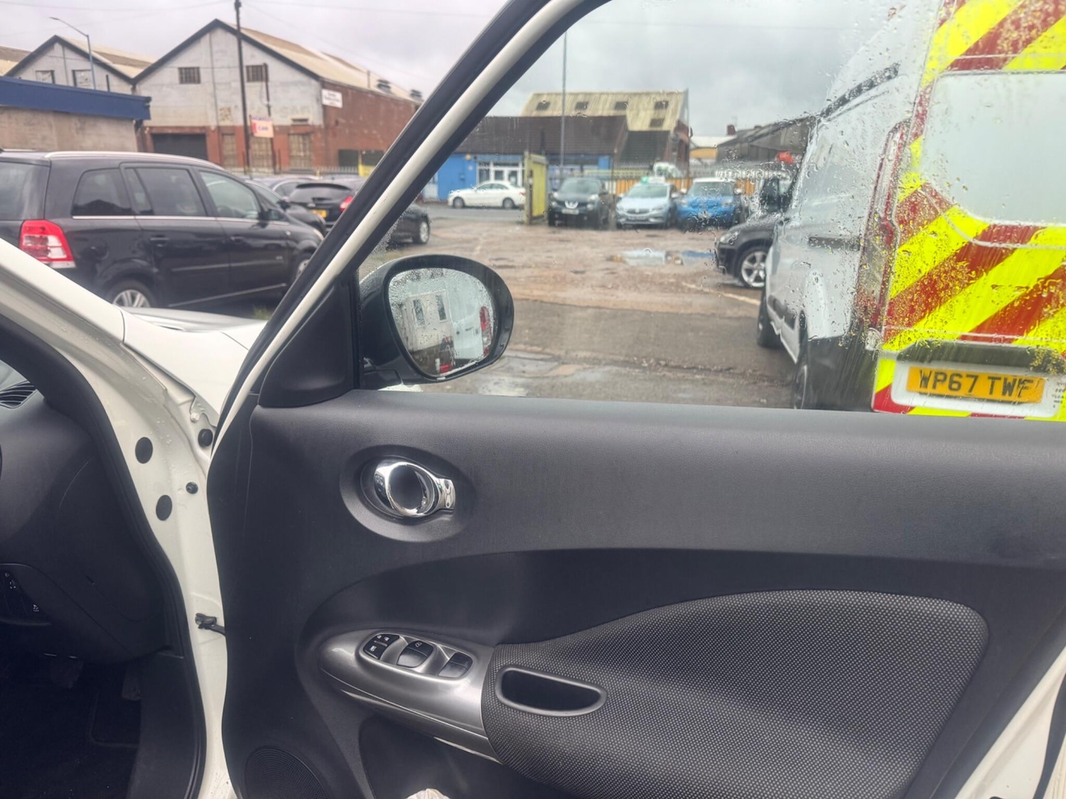 Used Nissan Juke 2012 for sale - 76772045: Photo 24