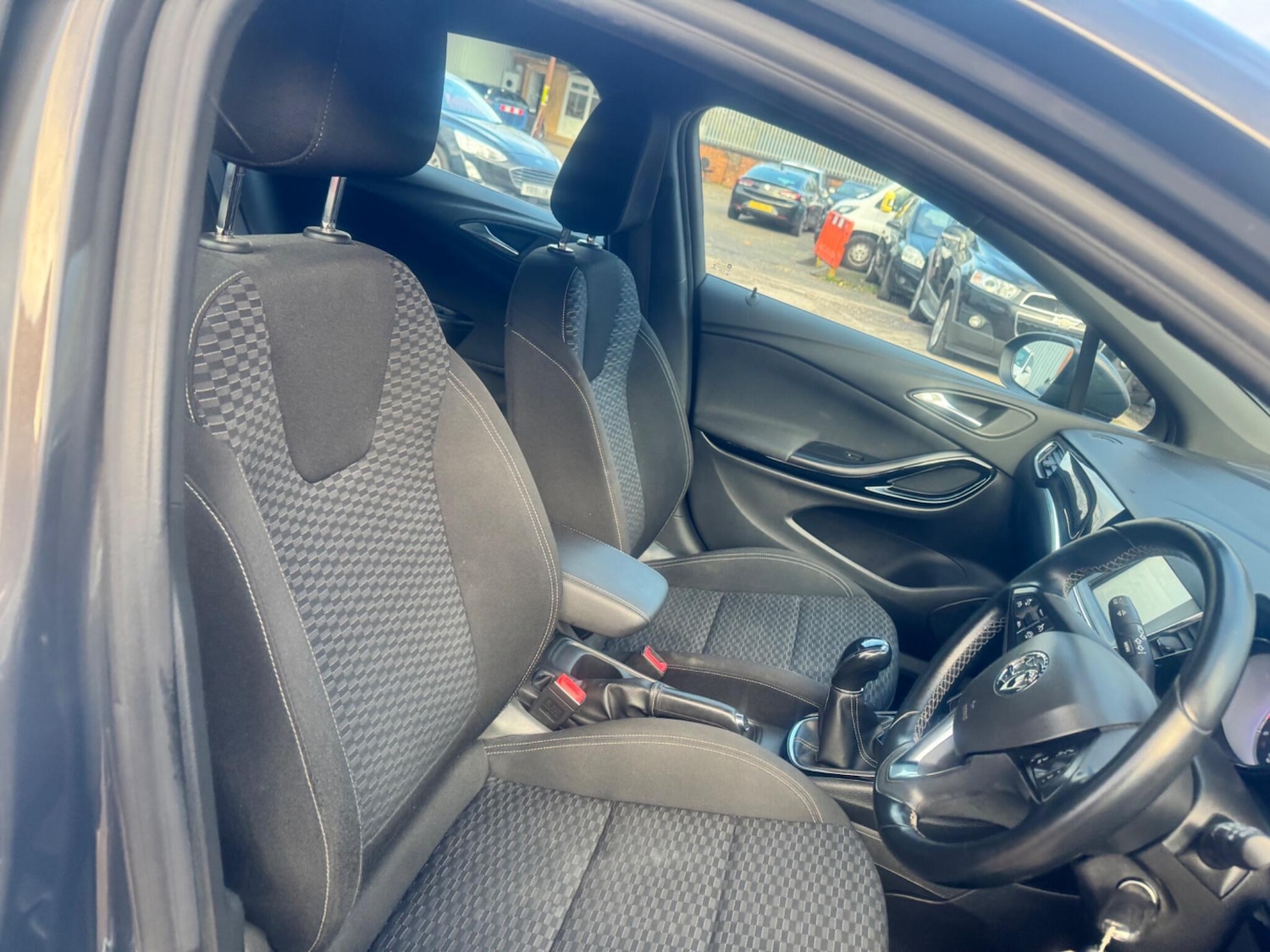 Used Vauxhall Astra for sale - 76997601: Photo 12