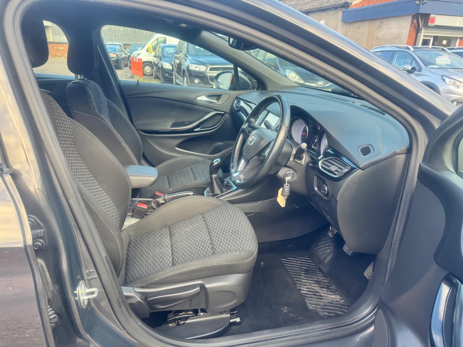 Used Vauxhall Astra for sale - 76997601: Photo 16