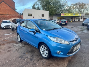 Used Ford Fiesta 2010 for sale - 76432576: Photo