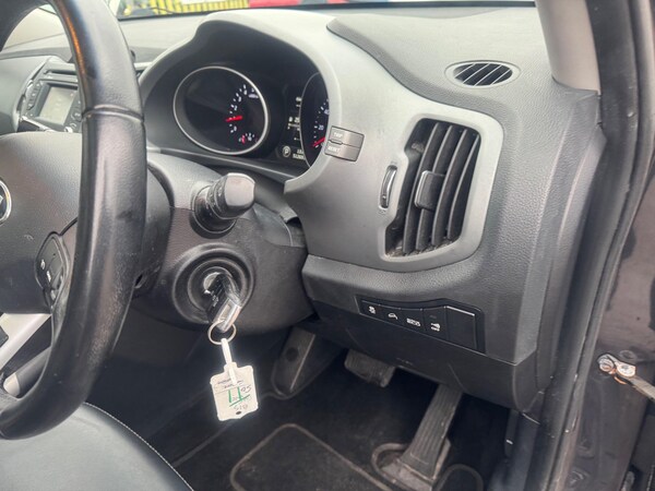 Used Kia Sportage 2015 for sale - 73982007: Photo 32