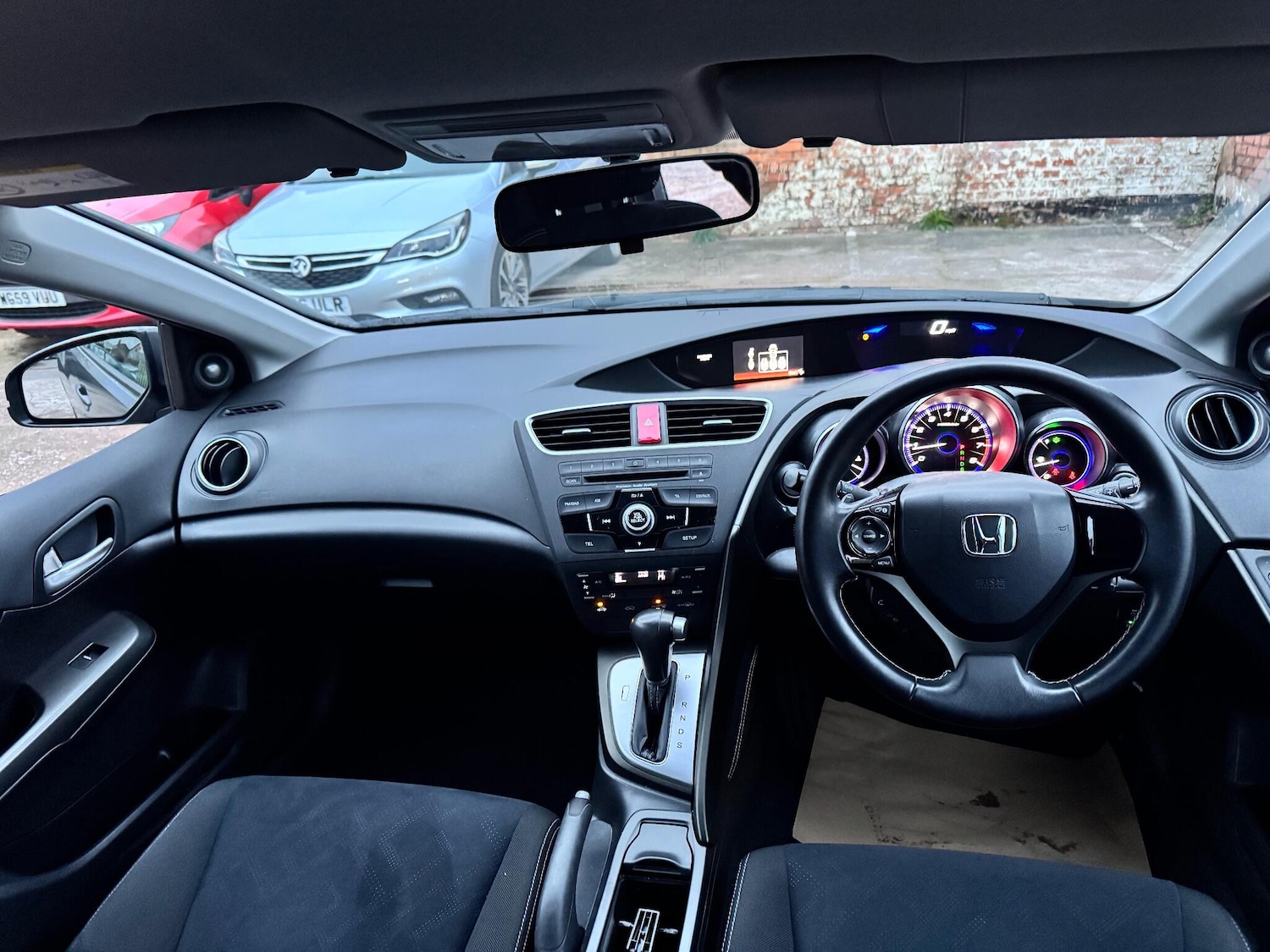 Used Honda Civic 2014 for sale - 77074010: Photo 14