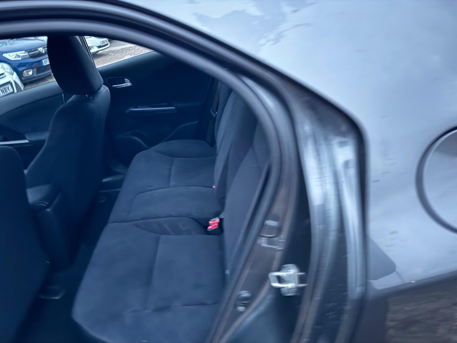 Used Honda Civic 2014 for sale - 77074010: Photo 21