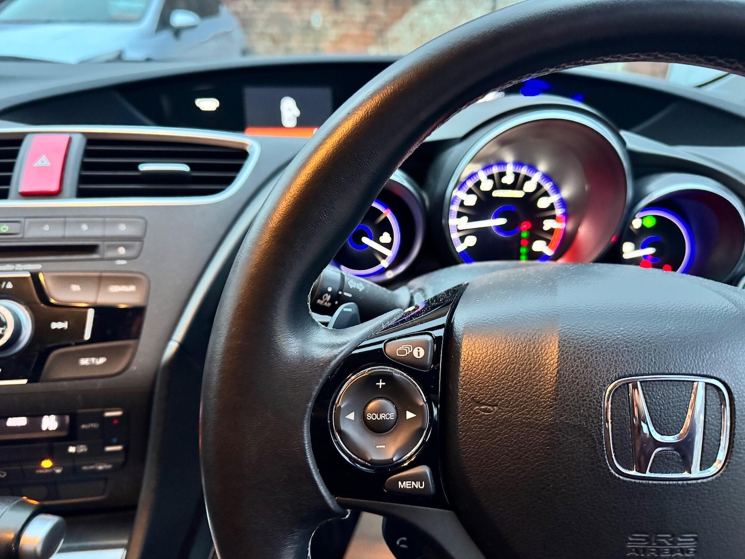 Used Honda Civic 2014 for sale - 77074010: Photo 30