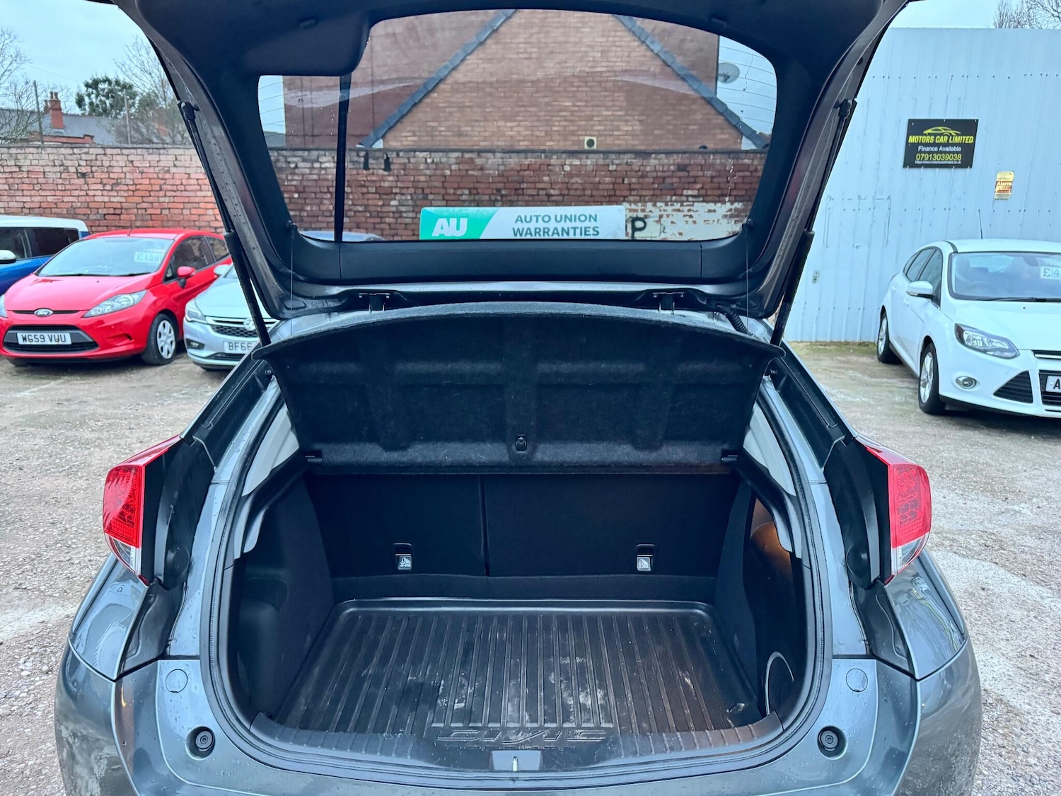 Used Honda Civic 2014 for sale - 77074010: Photo 40