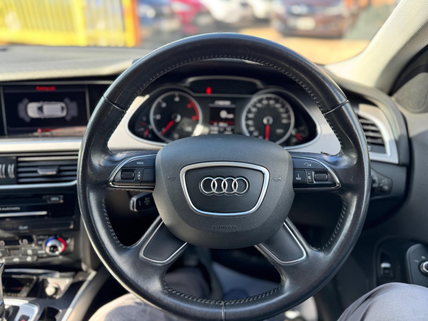 Used Audi A4 Avant 2014 for sale - 76042727: Photo 12