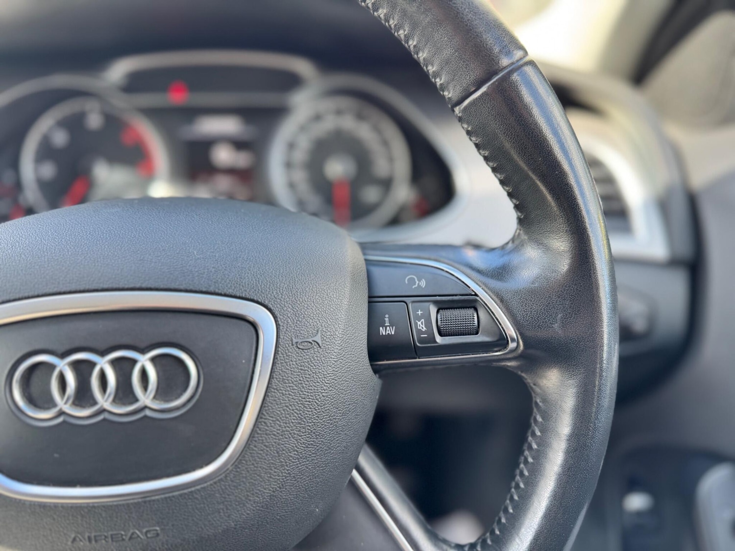 Used Audi A4 Avant 2014 for sale - 76042727: Photo 16