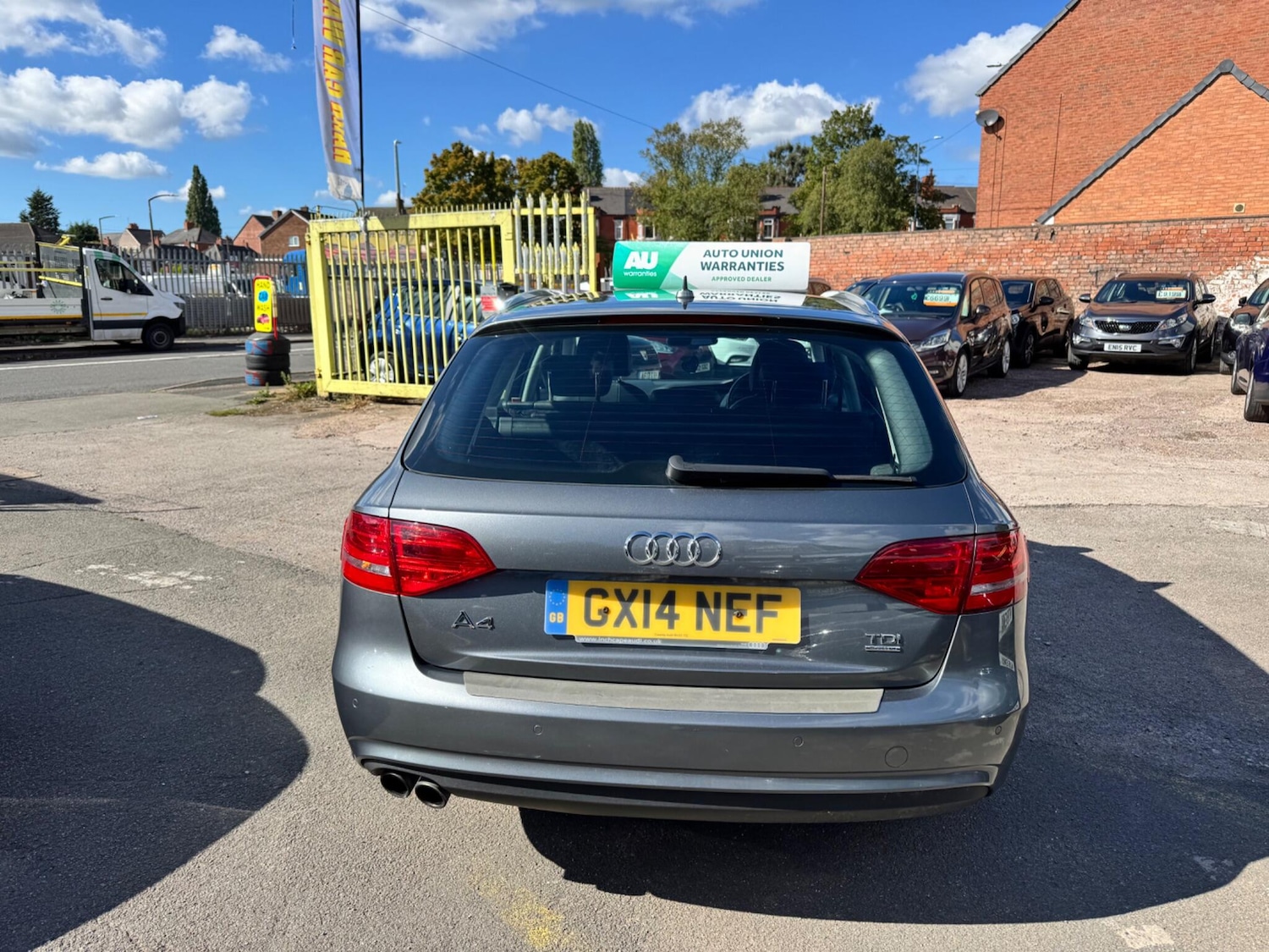 Used Audi A4 Avant 2014 for sale - 76042727: Photo 5