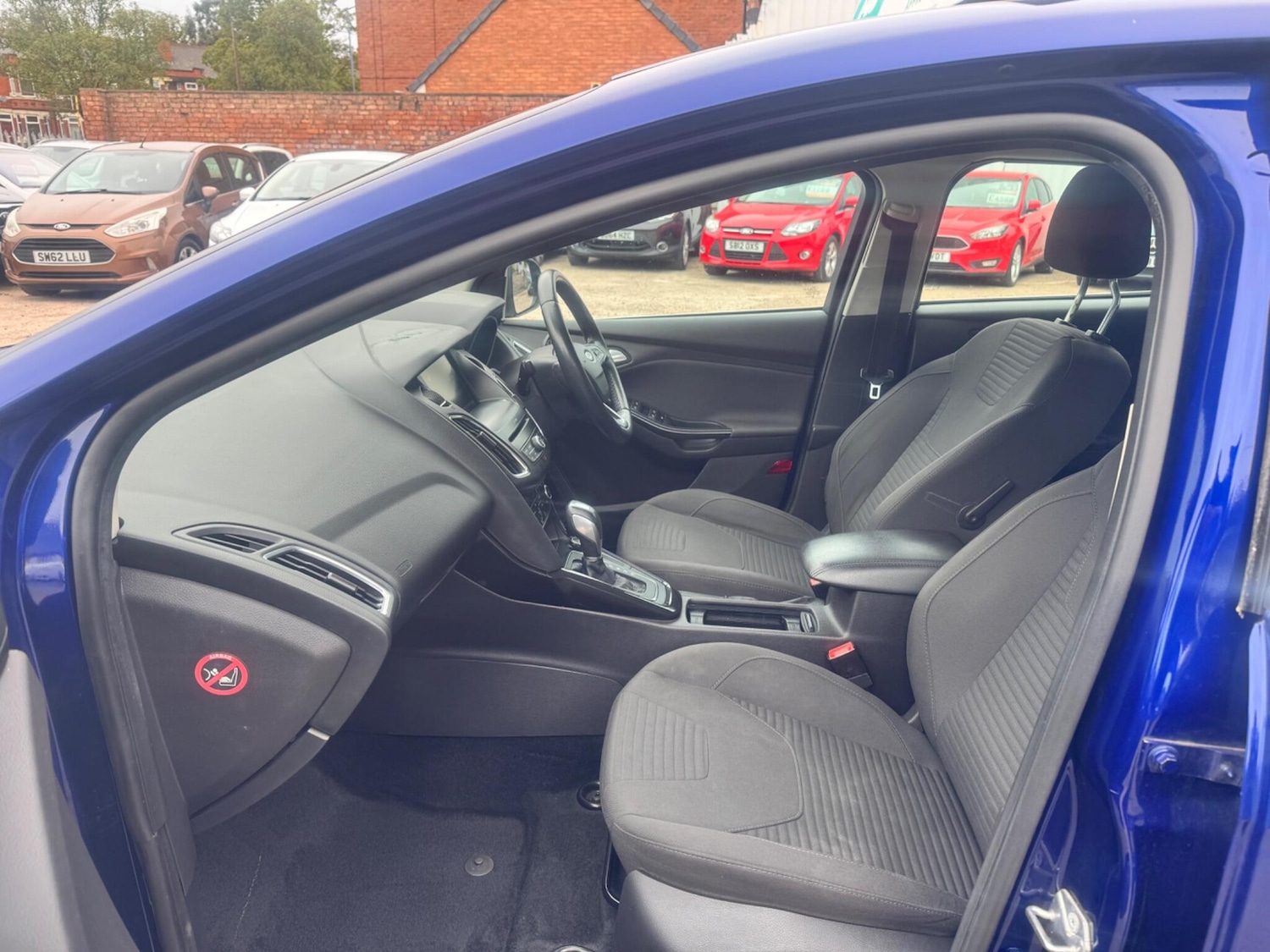 Used Ford Focus 2016 for sale - 76137261: Photo 10
