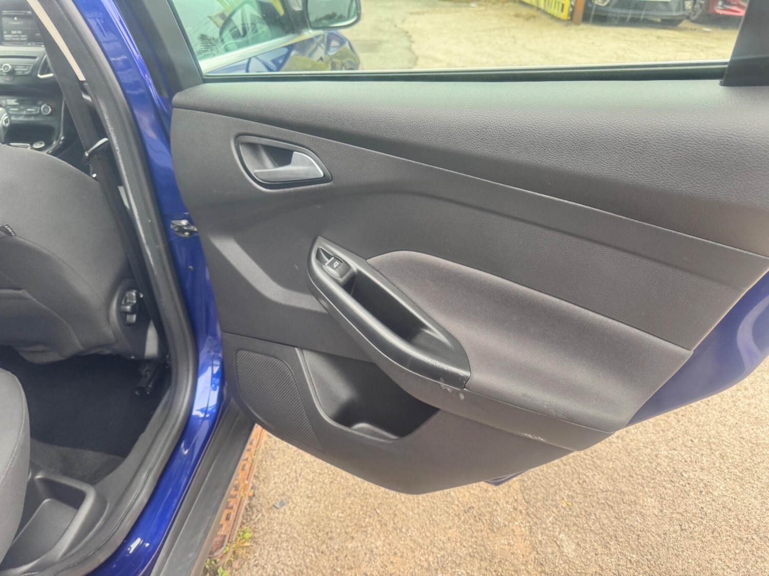 Used Ford Focus 2016 for sale - 76137261: Photo 27