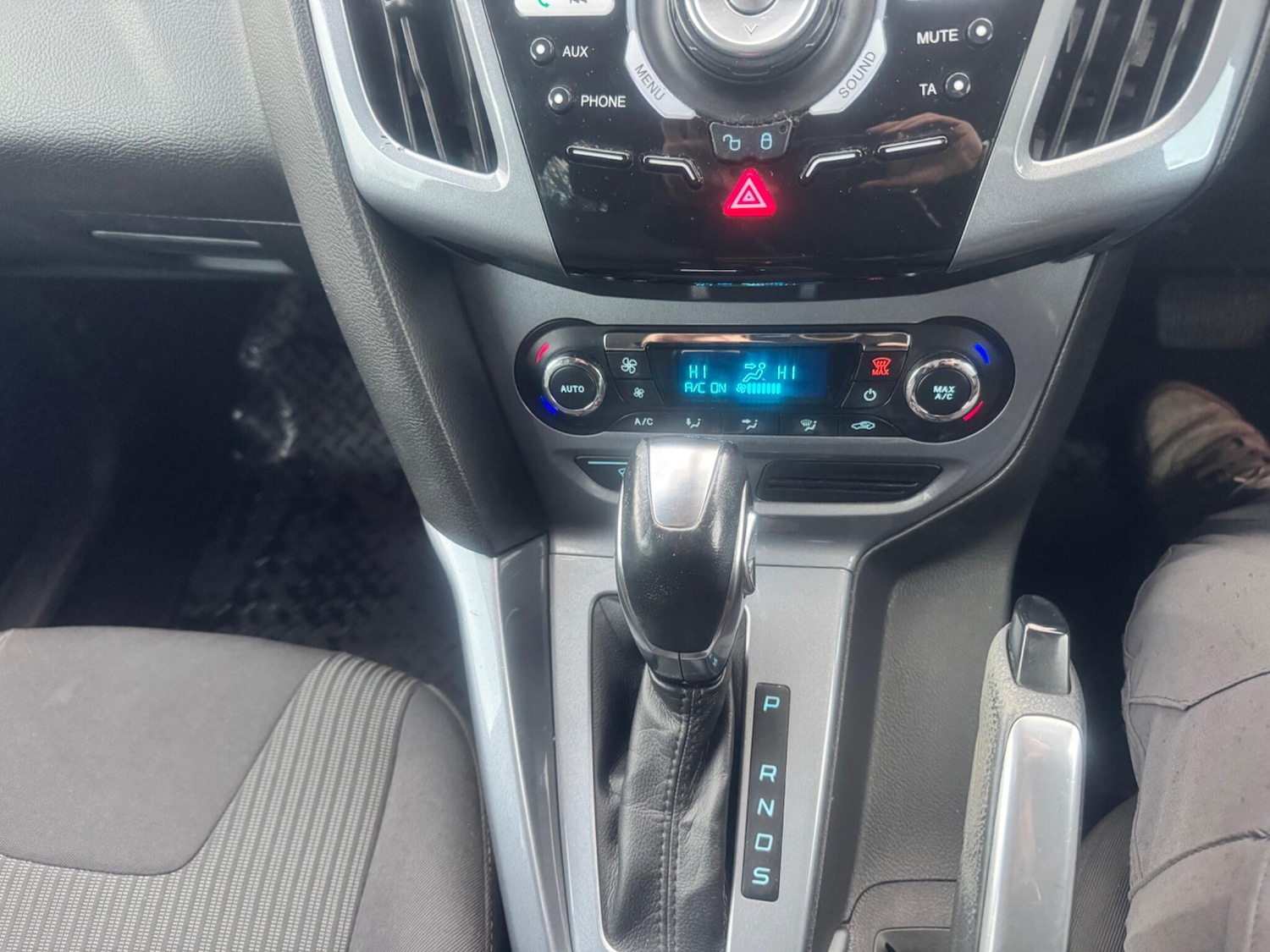 Used Ford Focus 2012 for sale - 76619836: Photo 16