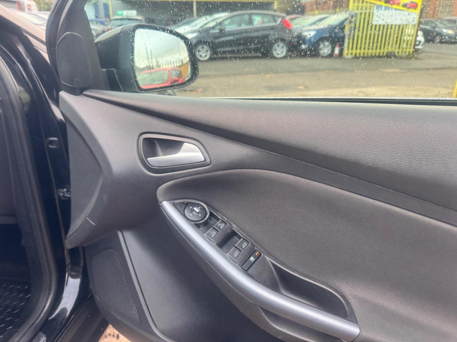 Used Ford Focus 2012 for sale - 76619836: Photo 20