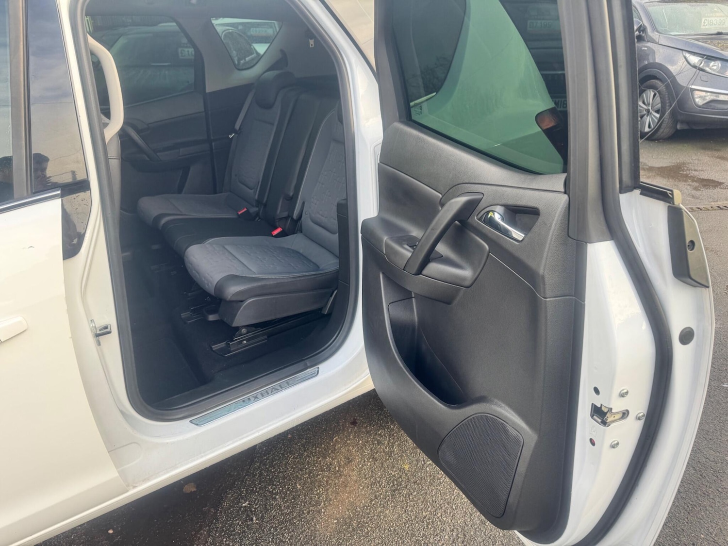 Used Vauxhall Meriva 2014 for sale - 76849996: Photo 25