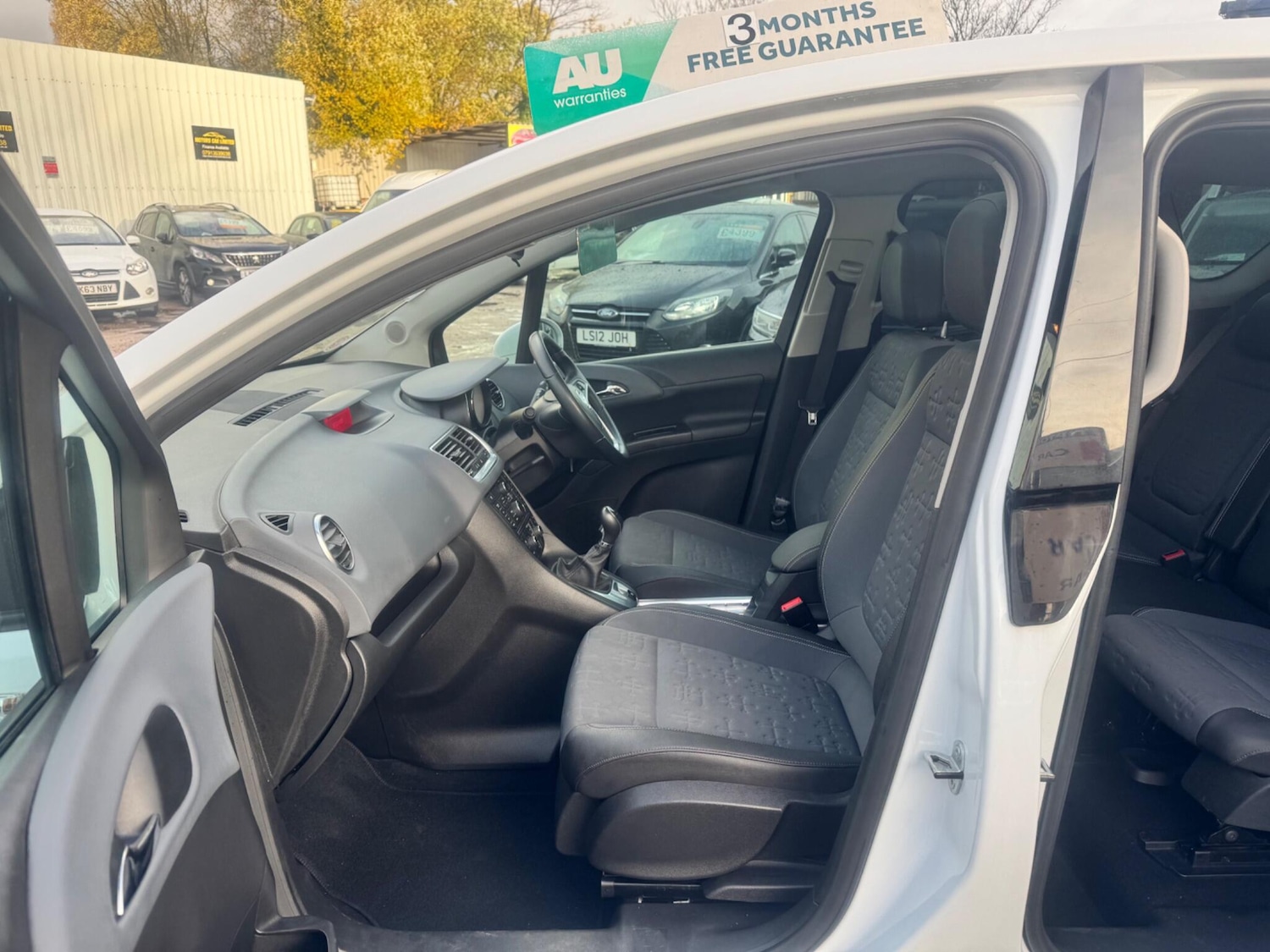 Used Vauxhall Meriva 2014 for sale - 76849996: Photo 32