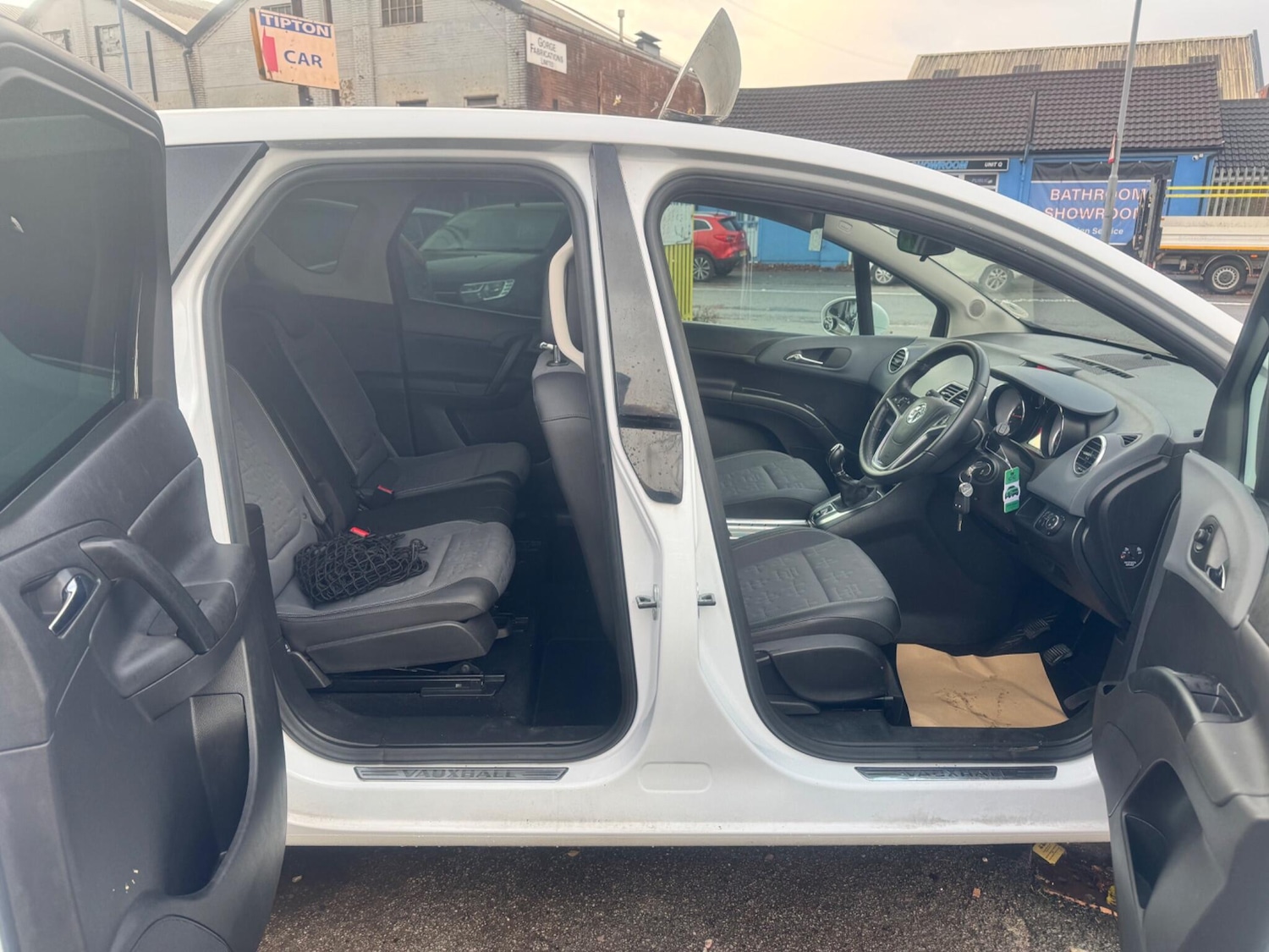 Used Vauxhall Meriva 2014 for sale - 76849996: Photo 35