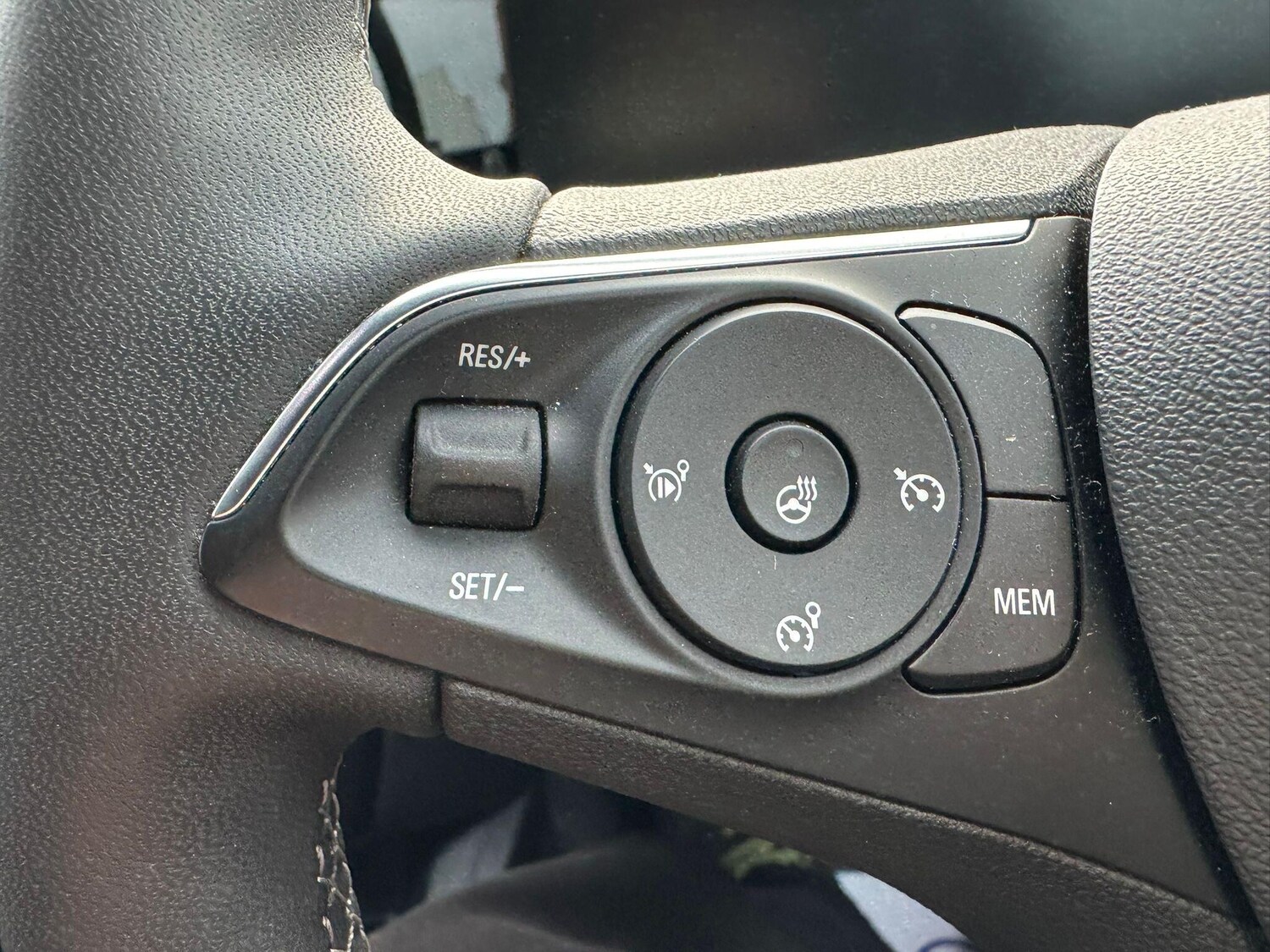 Used Vauxhall Mokka for sale - 77510241: Photo 14