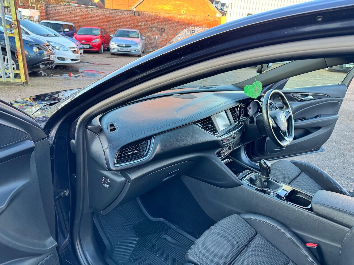 Used Vauxhall Insignia 2019 for sale - 76913896: Photo 21