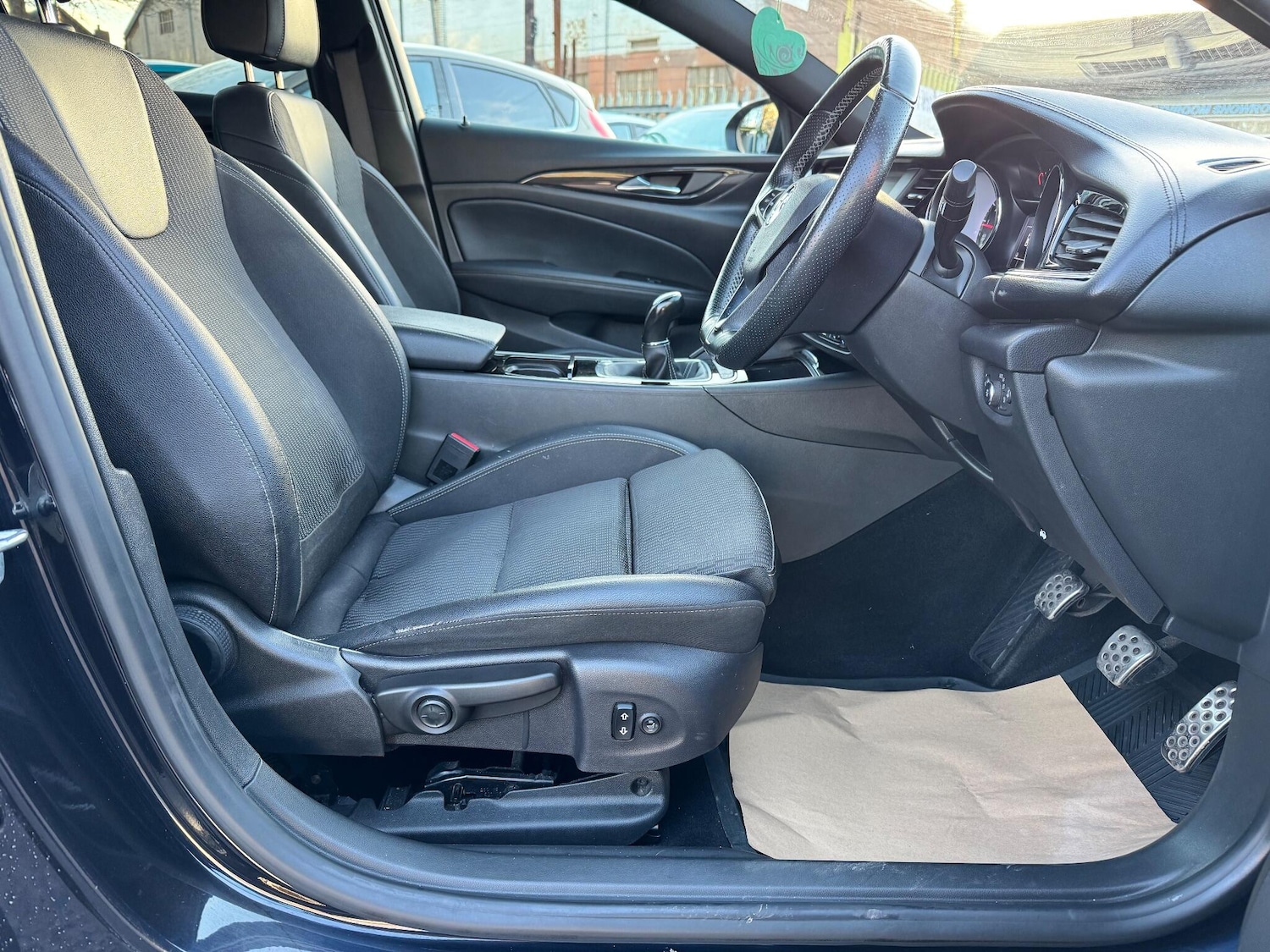 Used Vauxhall Insignia 2019 for sale - 76913896: Photo 26