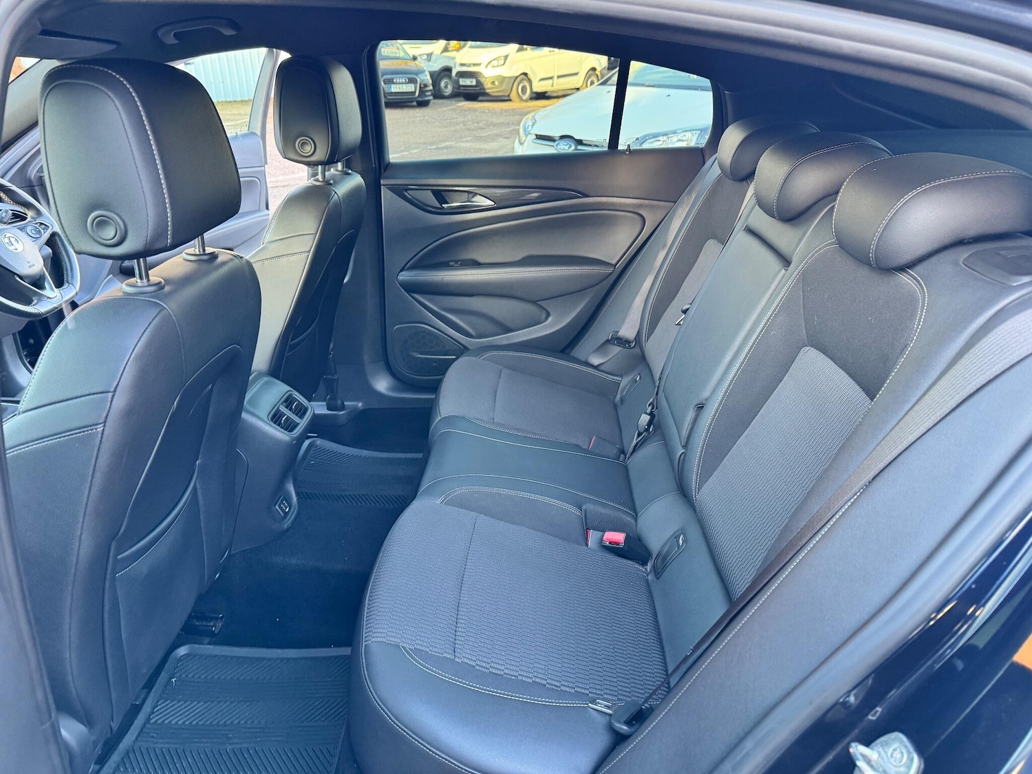 Used Vauxhall Insignia 2019 for sale - 76913896: Photo 29