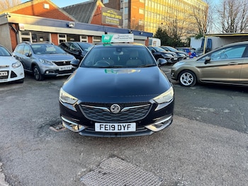 Used Vauxhall Insignia 2019 for sale - 76913896: Photo