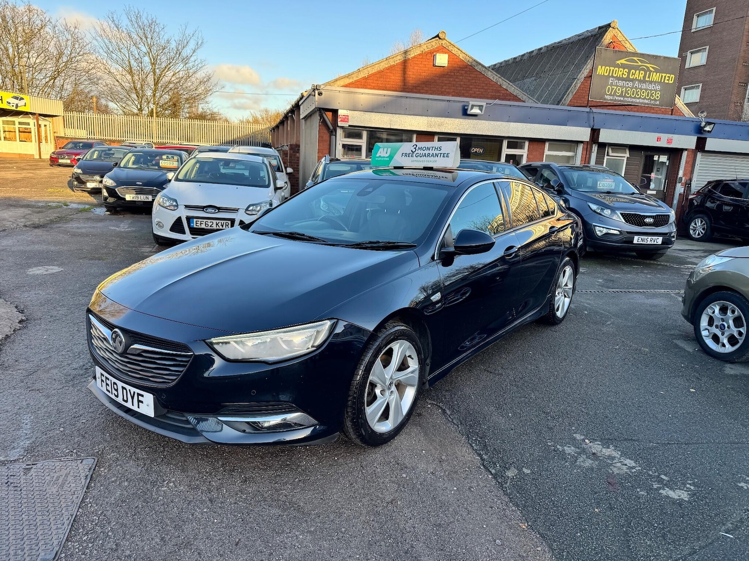 Used Vauxhall Insignia 2019 for sale - 76913896: Photo 3