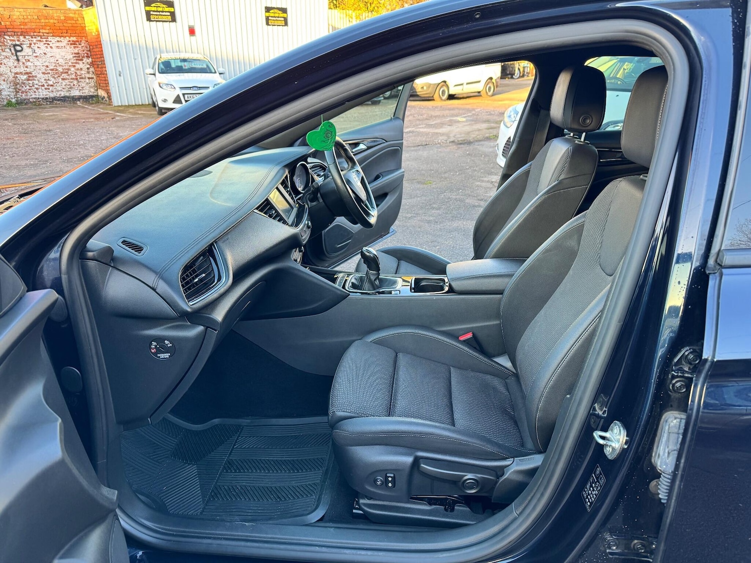 Used Vauxhall Insignia 2019 for sale - 76913896: Photo 42