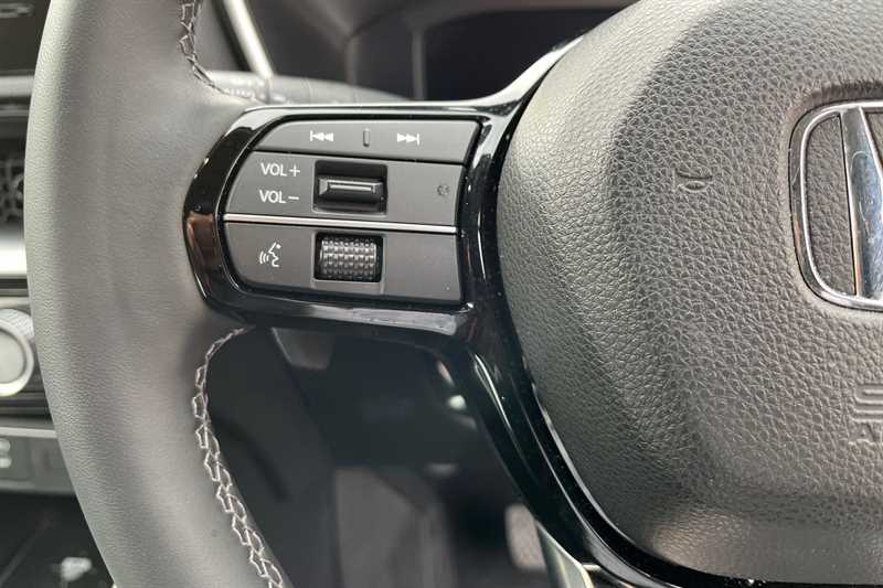 Used Honda CR-V 2024 for sale - 76311706: Photo 17