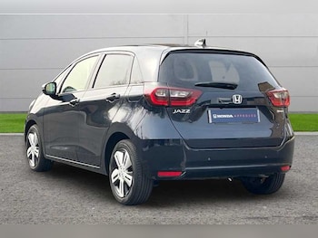 Used Honda Jazz 2023 for sale - 77960313: Photo