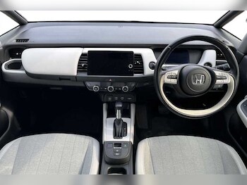 Used Honda Jazz 2023 for sale - 77960313: Photo