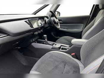 Used Honda Jazz 2023 for sale - 79203705: Photo