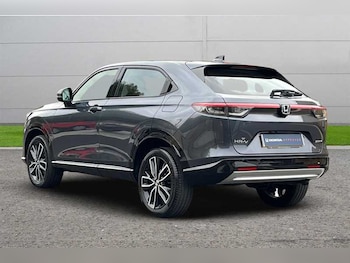 Used Honda HR-V 2022 for sale - 76112604: Photo