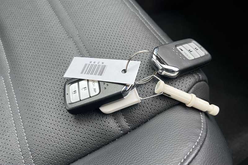 Used Honda CR-V 2023 for sale - 77996826: Photo 35