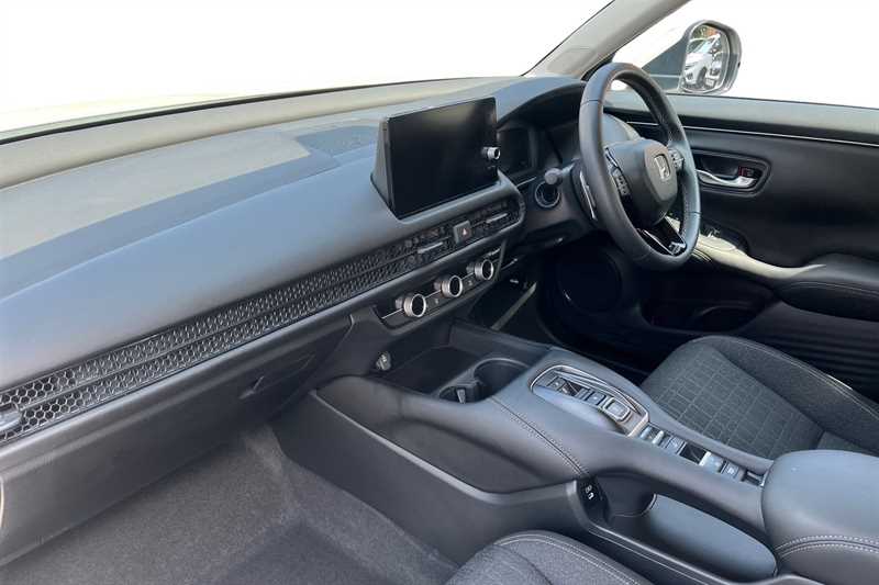 Used Honda ZR-V 2024 for sale - 76015325: Photo 2