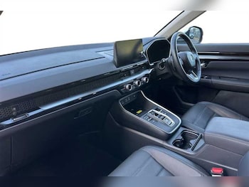 Used Honda CR-V 2025 for sale - 79389974: Photo