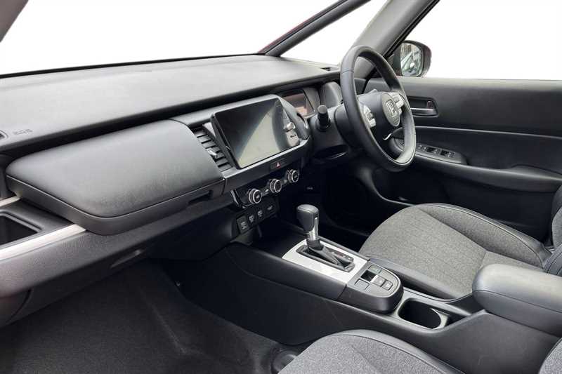 Used Honda Jazz 2020 for sale - 76015290: Photo 2