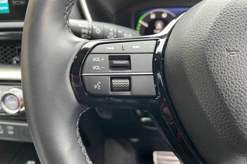 Used Honda CR-V 2024 for sale - 76434835: Photo 17