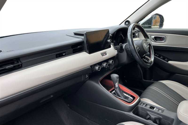 Used Honda HR-V for sale - 77499846: Photo 2